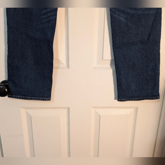 J Crew Mercantile Flex Women's Distressed Straight Jeans Size 33x32 - Picture 6 of 12